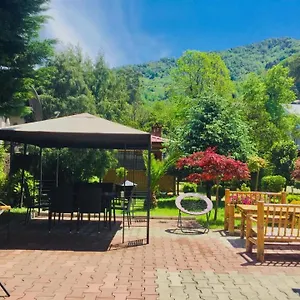 Vacation Nukri , Гонио Грузия